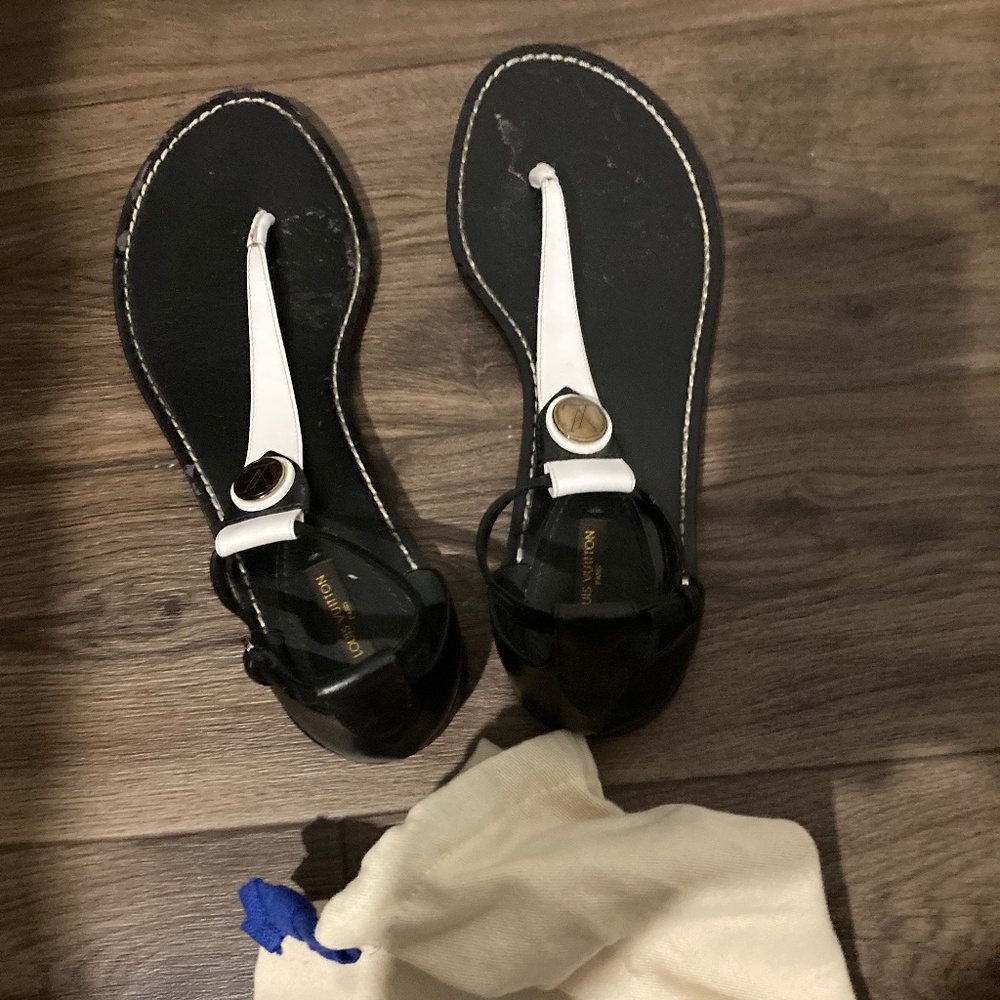 100% Authentic Louis Vuitton Sandals